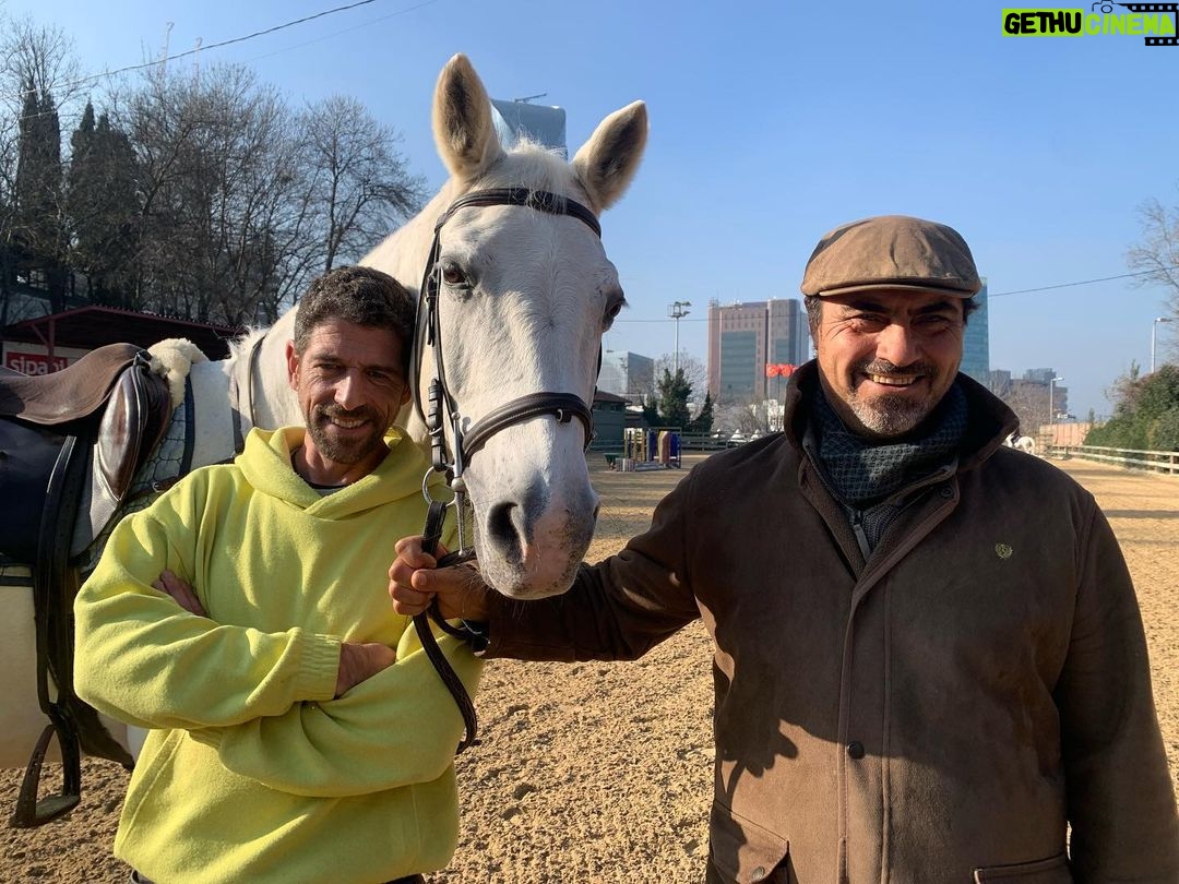 Cemal Hünal - 2.1K Likes - Atilla hocam ile...🔆🙏 at sırtına dönüş