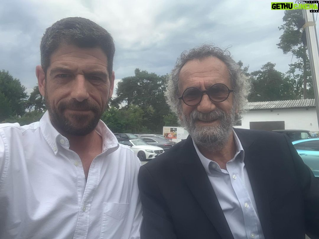 Cemal Hünal - 3.3K Likes - Olağan şüpheliler... @menderessamancilarofficial Frankfurt Fim Festivali