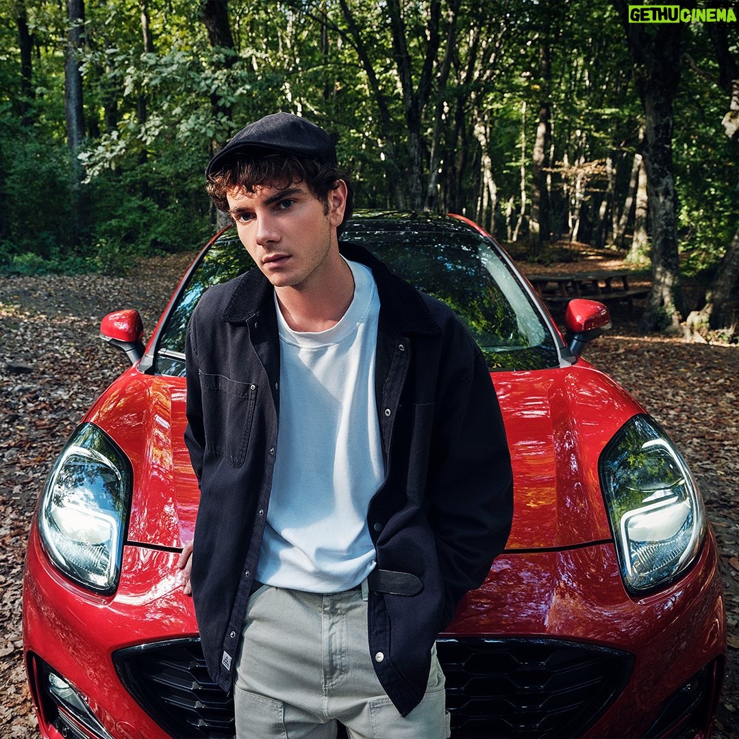 Cemrehan Karakaş - 7.8K Likes - Sizce Ford Puma’ya yaslanmış ne düşünüyor olabilirim? #FordPuma #GeleceğiBugündenYaşa #işbirliği @fordturkiye