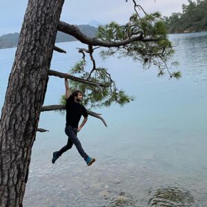 Cemrehan Karakaş Instagram - Cemre yola düştü 🏕⛰🌲