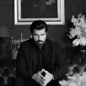 Cenk Torun Instagram - #esaret #orhundemirhanlı @byserdarkeskin