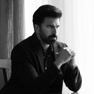 Cenk Torun Instagram - Esaret yakında …..
@mahassine_merabet @ayhanzen @srknmt @nyilmaz7 @karamelyapim @esaretkanal7 @kanal7