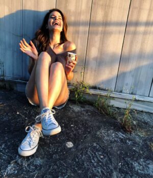 Ceyda Olguner Instagram - #laugh 🌸