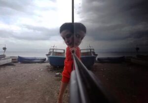 Ceyda Olguner Instagram - #reflection #rain 🌦️ #photoby - - > @ozerrgungor