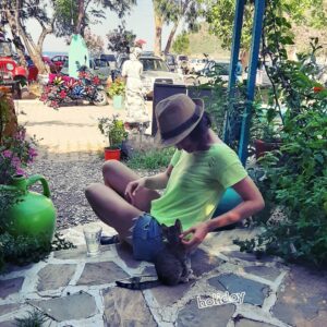 Ceyda Olguner Instagram - #arkamsağlam #mybackisstrong 🌸  #mekan #cafebistro --> @lejardincaferestaurant #samimiyet #hoşsohbet #tesekkurler 🌸🤗 #anamazingplace #adrasan