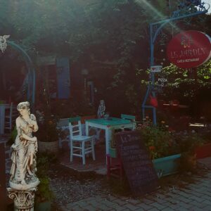 Ceyda Olguner Instagram - #arkamsağlam #mybackisstrong 🌸  #mekan #cafebistro --> @lejardincaferestaurant #samimiyet #hoşsohbet #tesekkurler 🌸🤗 #anamazingplace #adrasan