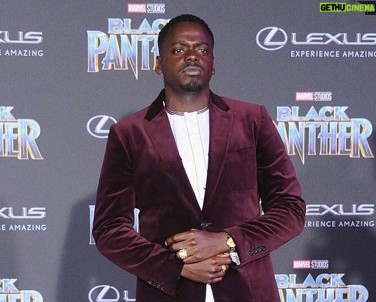 Chadwick Boseman Instagram - The whole #BlackPantherFam wasn’t able to celebrate with us at the #SAGAwards, but I want to be sure we recognize their contributions. Without them, last night would not have been possible. Shout out to @LetitiaWright, @DanielKaluuya, #MartinFreeman, @WinstoncDuke, #ForestWhitaker, #JohnKani, @AtandwaKani, @FlorenceKasumba, @Sydellio, the stunt performers, day players, and remaining cast who gave their all to the film! 🙅🏾♂️ #BlackPanther