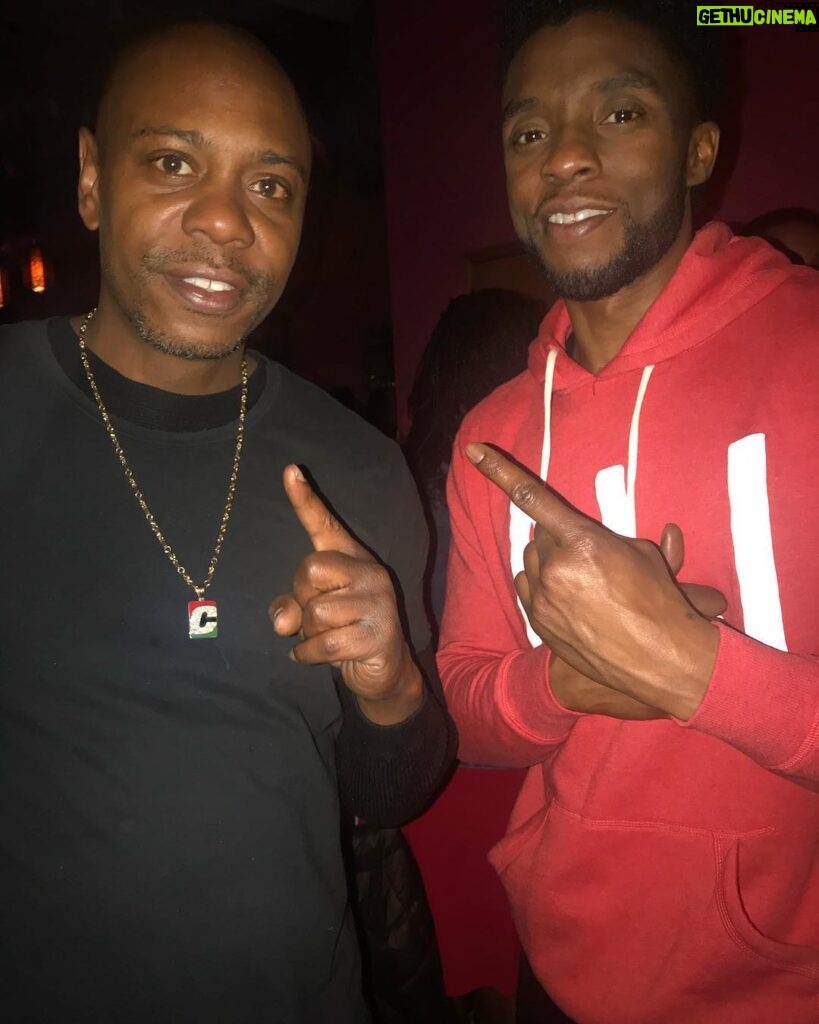 Chadwick Boseman Instagram - Hanging after the show with the Greats. Saturday Night Live