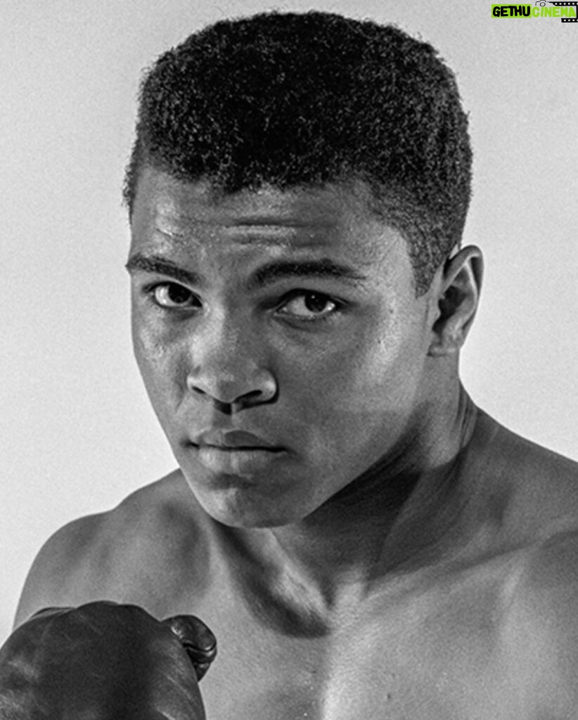 Chadwick Boseman Instagram - The epitome of strength. #MuhammadAli will always be an inspiration to me. #GOAT #rememberAli African American Museum, Washington Dc