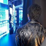 Chadwick Boseman Instagram - #21with21Bridges on the way to the #AMAs⁣ ⁣⁣ ⁣ Q: What was the scariest moment while shooting #21Bridges? - @serremoi_fort American Music Awards 2019