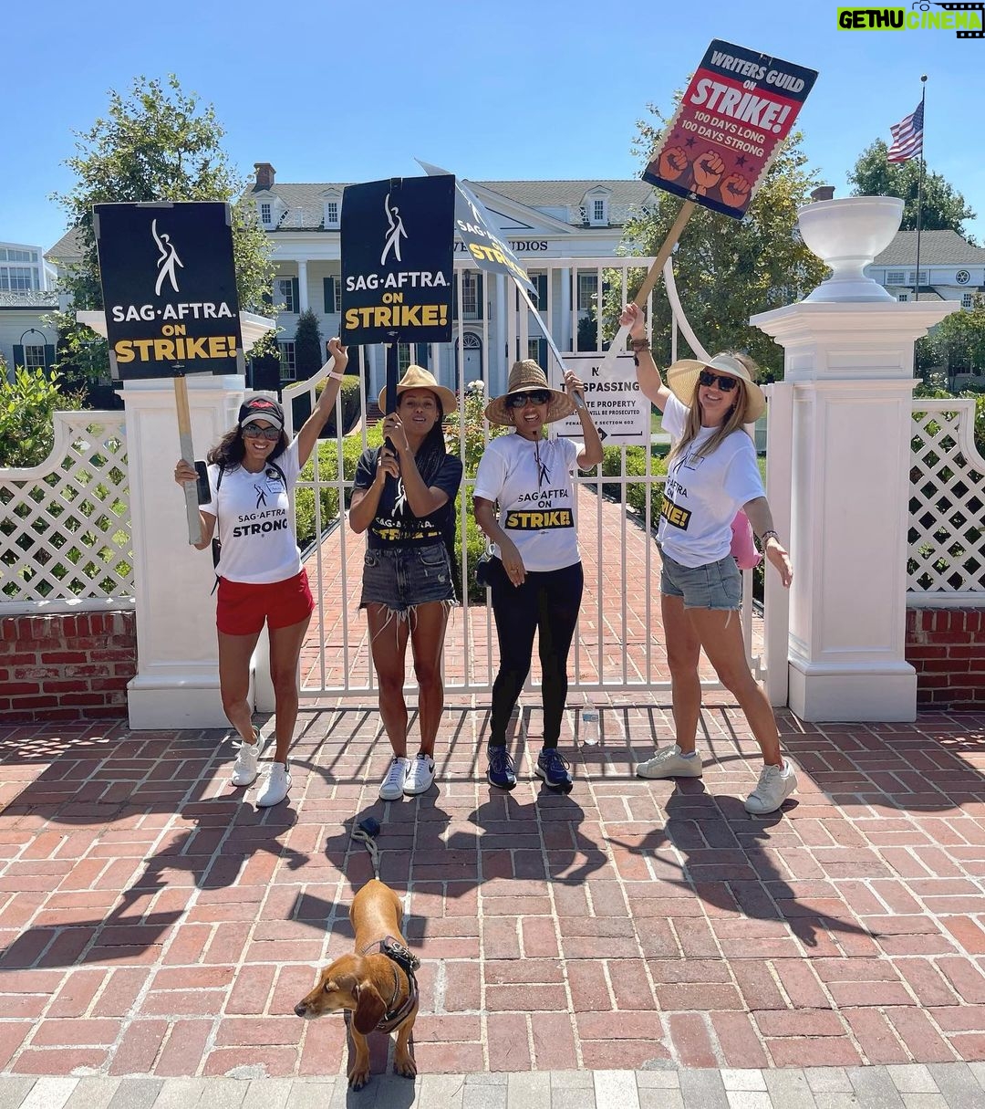 Chandni Parekh Instagram - ✊🏽Day 33 🚫 #sagaftrastrong #sagaftrastrike #solidarity Amazon Studios