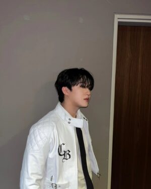 Changbin Instagram - 혀니가 찍어줘따
#stay