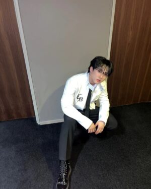 Changbin Instagram - 혀니가 찍어줘따
#stay