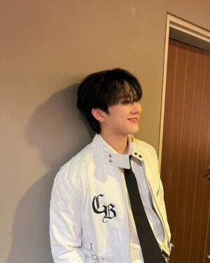 Changbin Instagram - 혀니가 찍어줘따
#stay