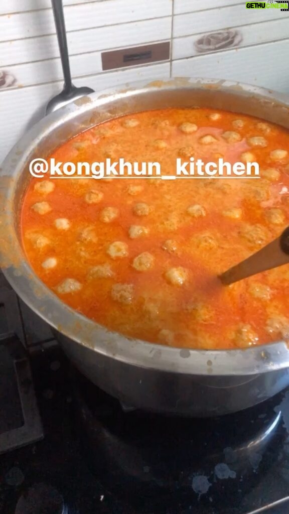Chanon Ukkhachata Instagram - เผื่อมีคนหิวอยากสั่ง แต่งส่งวันอาทิตย์นะจ่ะ