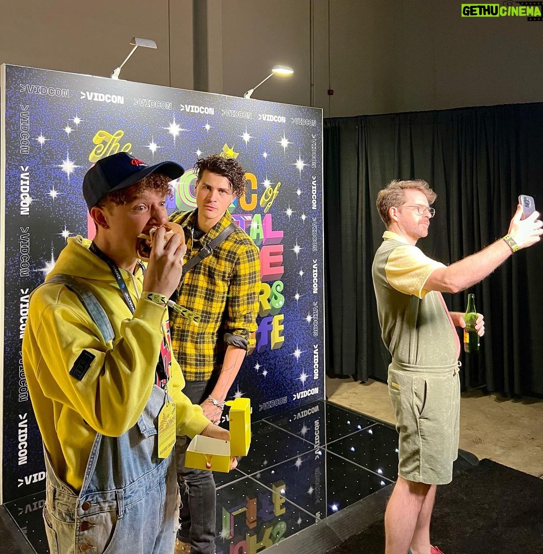Chanse McCrary - 11.8K Likes - WE BOUGHT VIDCON
Let us know who you think should headline next year!