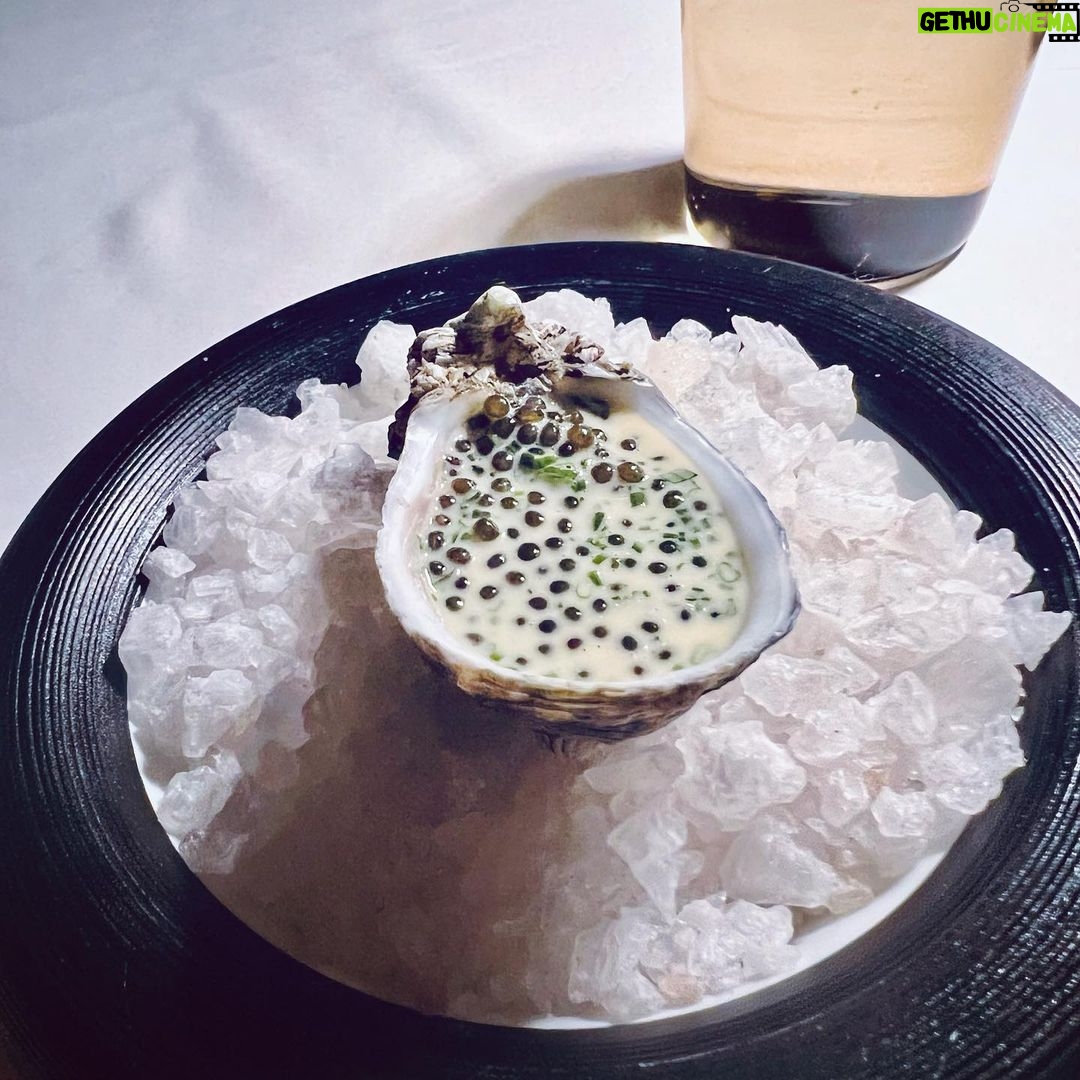 Chantal Thuy Instagram - An unforgettable culinary experience with the best company. ❤️ Thank you @juliasgouw @gouwken for inviting Andrea and I to share this evening with you! @providencela Merci pour le dîner gastronomique exceptionnel 👏🏽👏🏽☺️ Providence