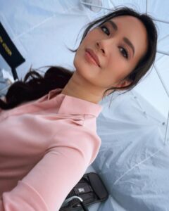 Chantal Thuy Instagram - People say I'm the life of the party 'Cause I tell a joke or two Although I might be laughing loud and hearty Deep inside I'm blue So take a good look at my face You'll see my smile looks out of place ***Tracks of my tears #smokeyrobinson