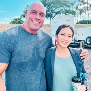 Chantal Thuy Instagram - Had a little fan girl moment yesterday. 🤩@samoanstuntman #magnumpi #hawaii #stunts #cheerstunts