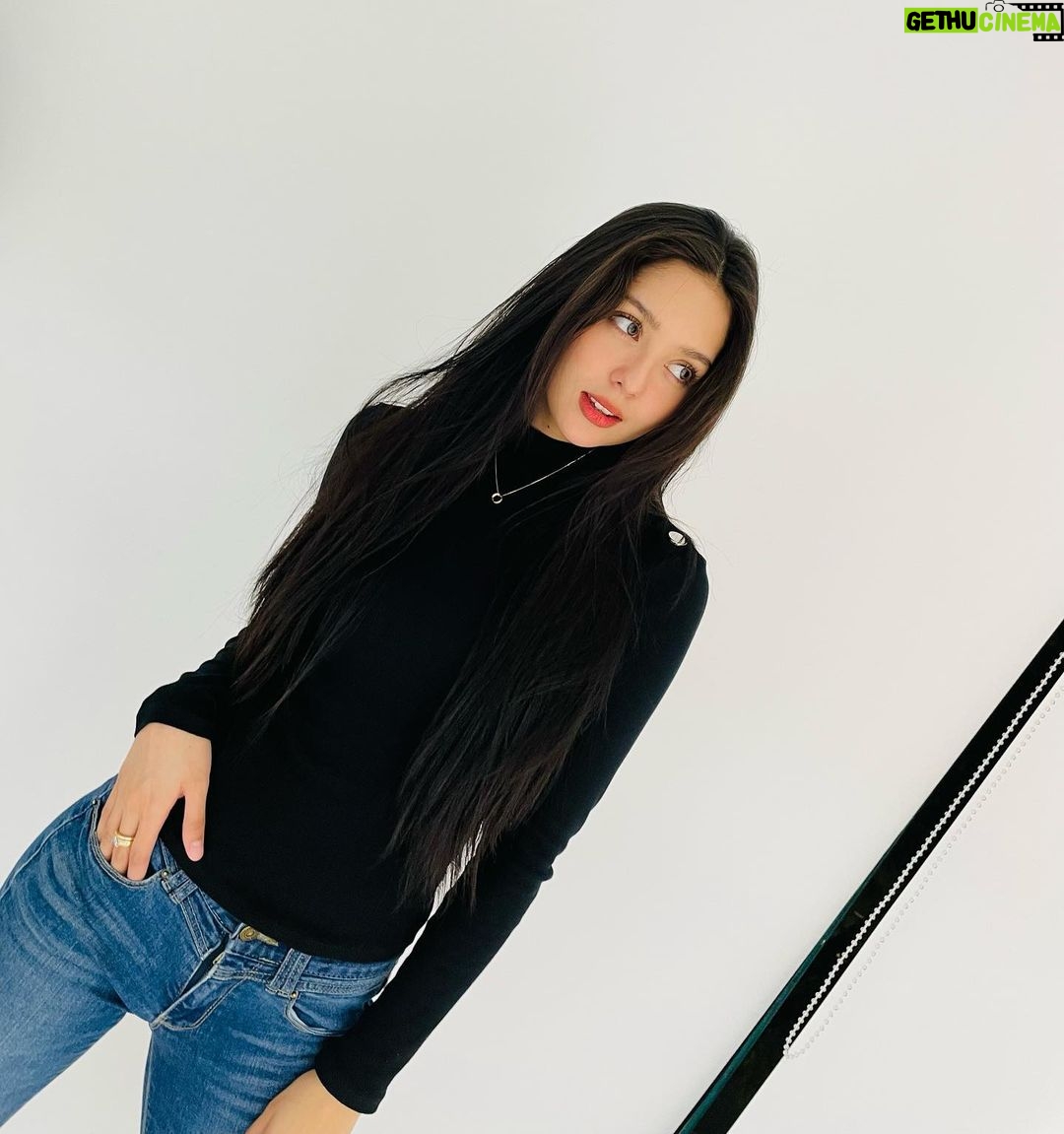 Chantal Videla Instagram - Having fun these days! Hope you are too~!🫶🏻