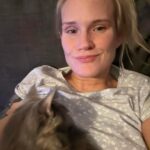 Chantelle Allison Instagram - I should be plugging my page but here’s to me and my baby and my crazy cat lady era starting.
