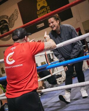 Chantelle Cameron Instagram - DREAMING OF A NORTHAMPTON HOMECOMING

"I wanna make the most out of my career, fight the best there is and go down as one of the greatest to do it. I'm about to cement my own legacy and make this a career defining moment. I want to get the win against Katie Taylor, make it convincing and have my own homecoming."

#TeamEverlast