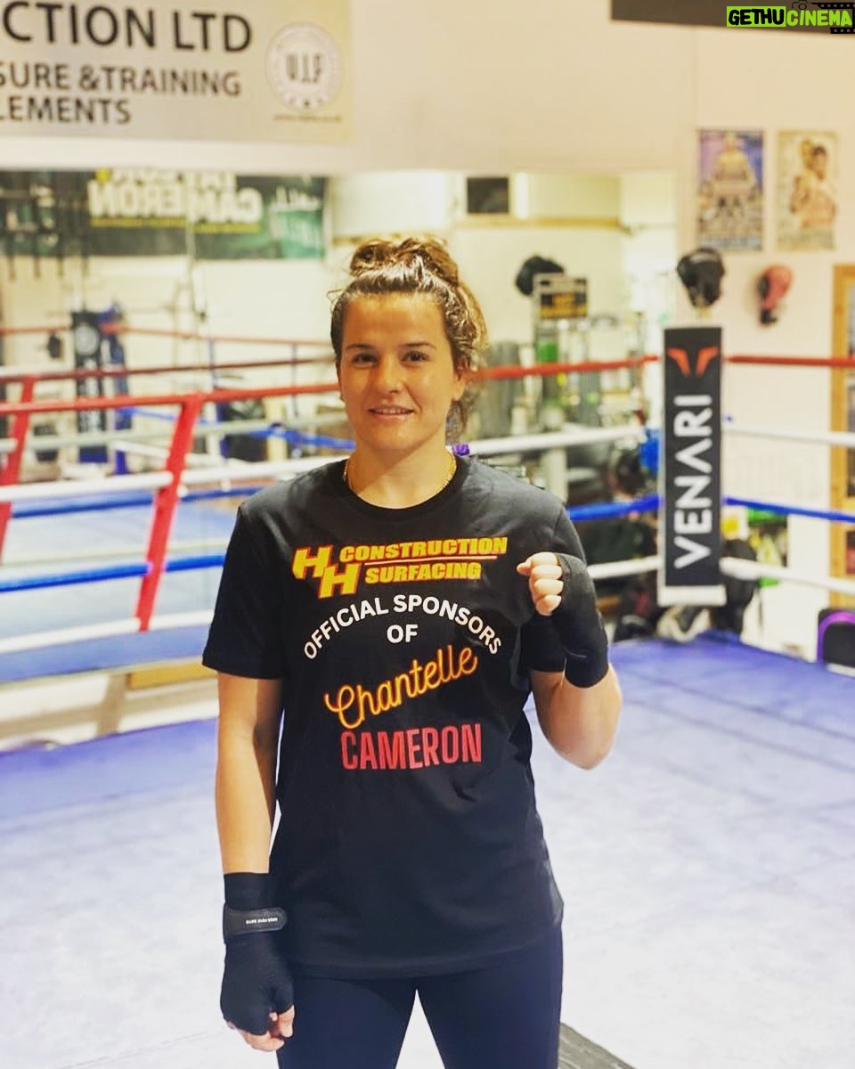 Chantelle Cameron Instagram - Delighted to announce HH Construction have agreed to come on board as annual sponsors. ๐ฅ๐ฅ๐ฅ A family run business with a great reputation in the construction industry๐๐ #families #workingtogether #families #boxing #sport #winning #champions United Kingdom