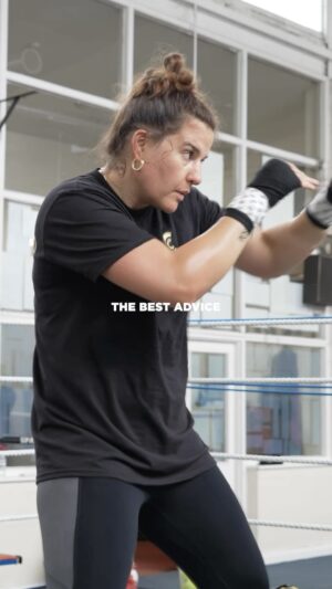 Chantelle Cameron Instagram - Ready to do it all over again 💪🏻

@alpha_solutions_club @glazinghub @mandtltd @fitnesssuperstore @scxlaw @4mpcbd @bewelectrical