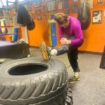 Chantelle Cameron Instagram - My favourite thing about boxing is you can always keep improving and always become a better fighter in all departments 🧠 🥊 Enjoying ticking over in my downtime at home doing 1-2-1 with Arthur D Northampton, Northamptonshire