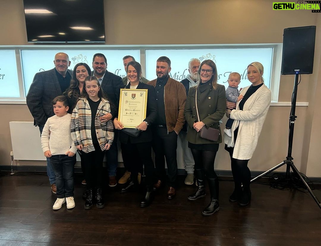Chantelle Cameron Instagram - What an honour to be presented with freedom of the town in my hometown Northampton for my boxing achievements. Alongside the legend Courtney Lawes. So proud to be the first sportswomen from this town to achieve this and be in the history books with princess Diana for achieving this award. So blessed to have the support in my town from my sponsors to my family and to my friends. Been a rough couple of weeks but I am determined to be your World Champion again β€οΈ π Northampton, Northamptonshire