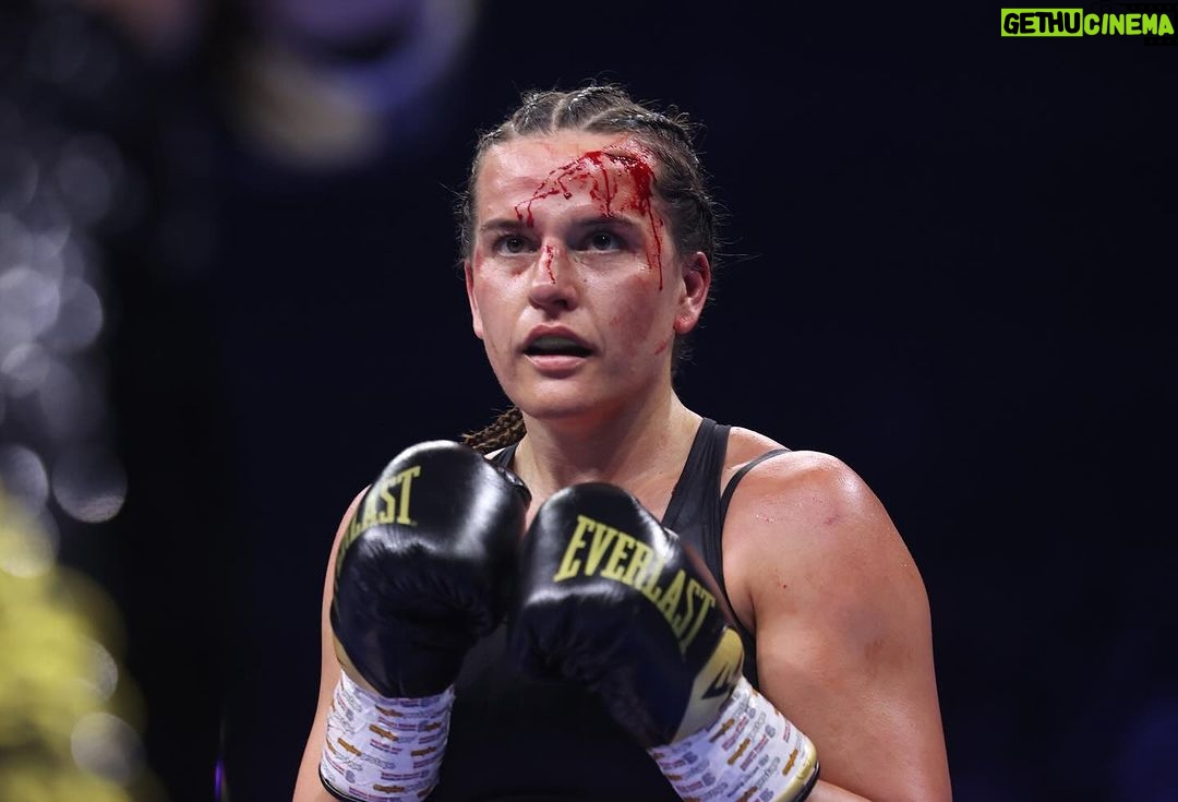 Chantelle Cameron Instagram - A score to settle, trilogy ?? 🥊 👀 1 a piece 1-1 Dublin, Ireland