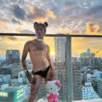 Charity Kase Instagram - Rooftop pool party in Tokyo ☀️ #tokyofashion #travelling #hellokitty Tokyo, Japan