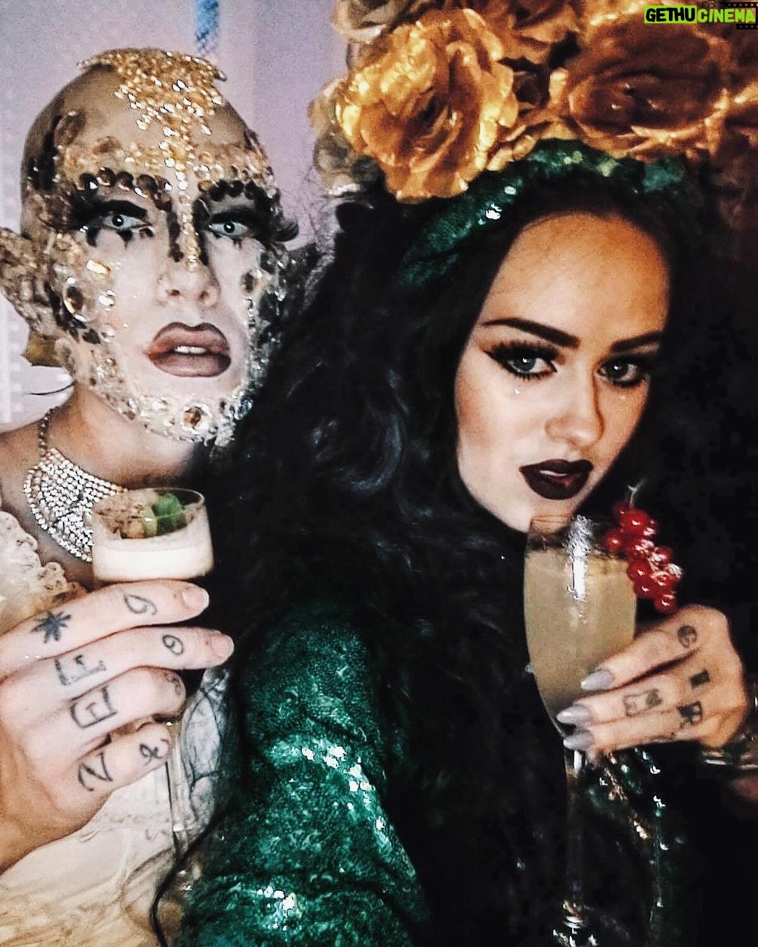 Charity Kase Instagram - Day 38 #366daysofdrag 29/06/2016 - this was one of my first ever drag looks which I created for the London premiere of Absolutely Fabulous the movie. Having just started dipping my rhinestones toes into the drag pond at 18 years old I was honestly so gagged to be invited to be an extra in a big drag scene. So It was an absolute dream come true to be asked as one of a handful of queens to come to the premiere and walk the red carpet with @ferrifrump and @joanna.lumleys Something I will always remember and a memory I cherish ❤️ Swipe to the end for a jump scare #dailydrag #throwback #dragalien #abfab London, Unιted Kingdom