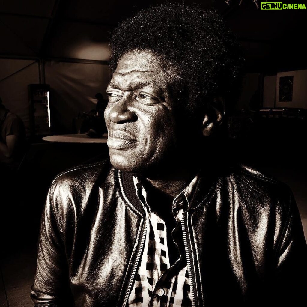 Charles Bradley Instagram - Farewell, Latvia! You were so good to us... Now, off to Norway for @moldejazz 🌹🌹Pic by @chris_a_edwards Riga Airport
