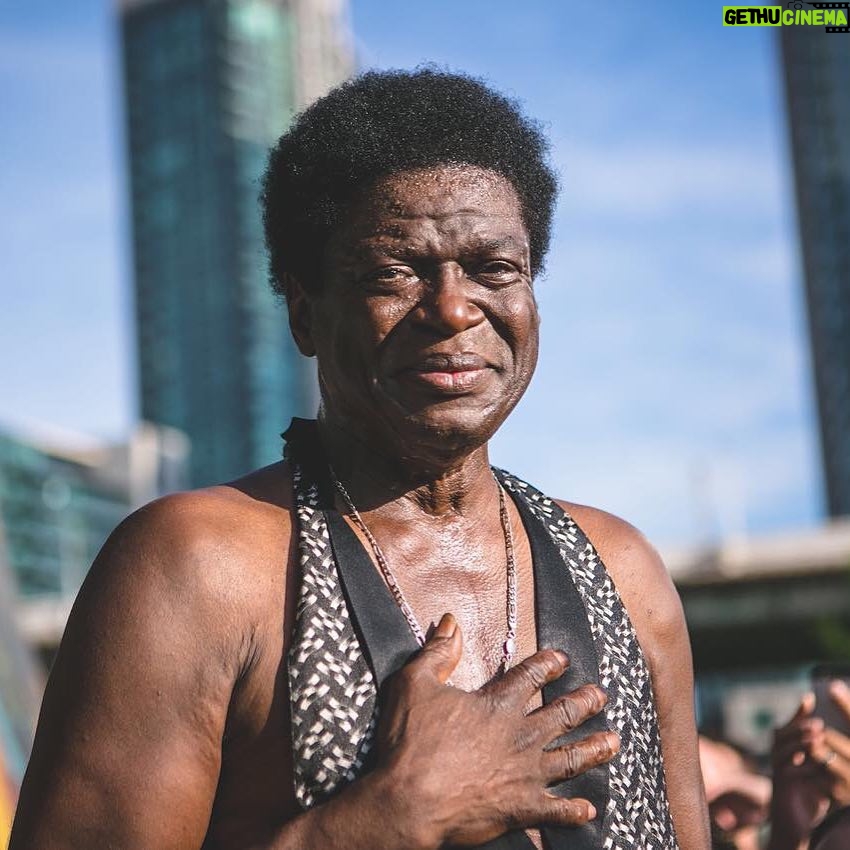 Charles Bradley Instagram - Last week of our US tour! Ready to finish strong in Cleveland, Pittsburgh, Buffalo, Indy, & Bonnaroo! 👊🏿❤#charlesbradley #screamingeagleofsoul #charlesforchange 📸 @g_fitzy The Beachland Ballroom and Tavern