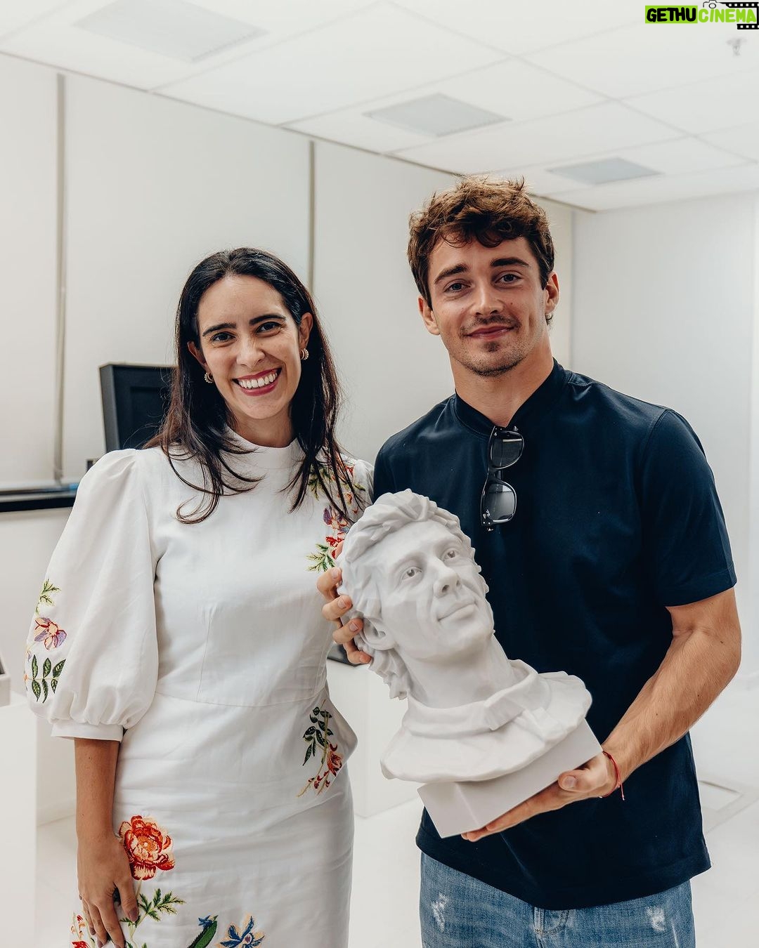 Charles Leclerc Instagram - My one and only idol. Such a special moment. A huge thanks to Viviane, Lalalli and the Senna Foundation for inviting me to such a special place. ❤️ São Paulo, Brazil