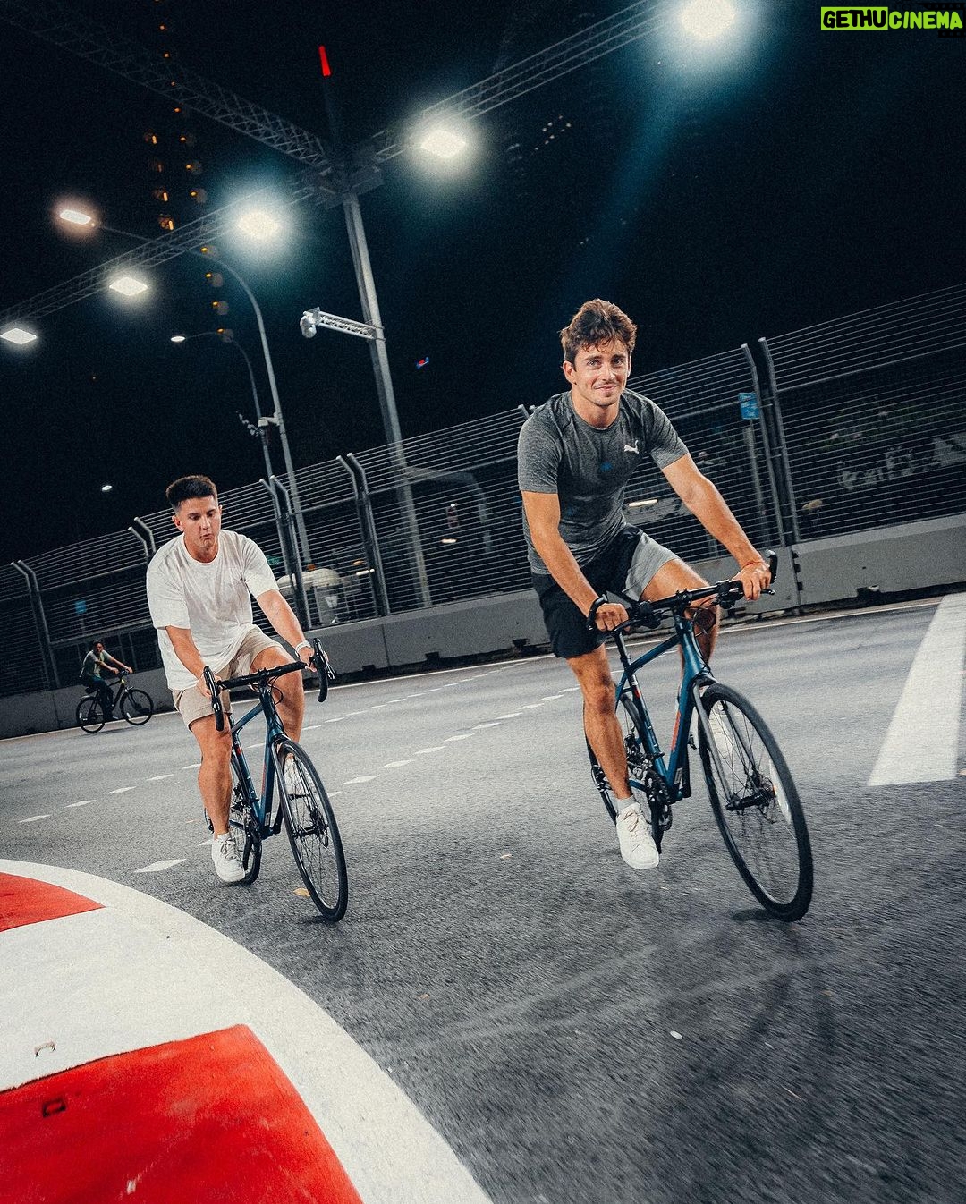 Charles Leclerc Instagram - Singapore week. One of my favorites of the season, track action starts today πΈπ¬π Marina Bay Singapore