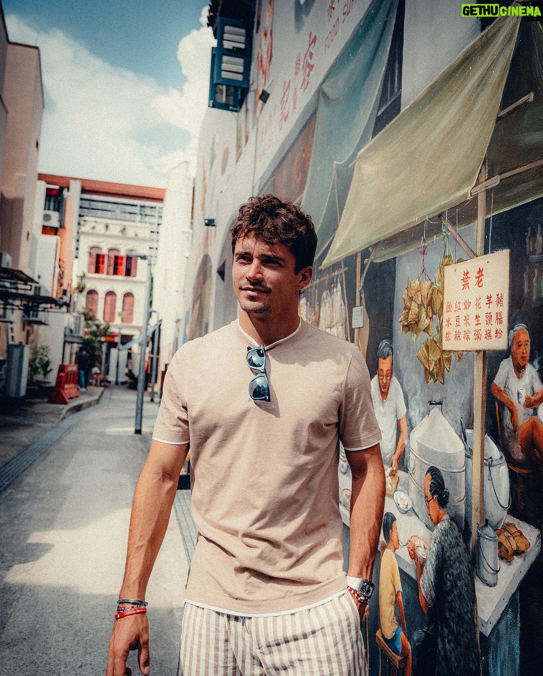 Charles Leclerc Instagram - Singapore week. One of my favorites of the season, track action starts today πΈπ¬π Marina Bay Singapore