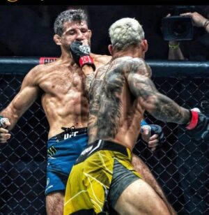 Charles Oliveira Instagram - 👊🏼👊🏼👊🏼👊🏼👊🏼