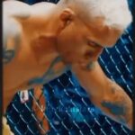 Charles Oliveira Instagram - Eu sou como Davi vim para derrotar gigantes 🙏👊🏼🙌 I am like David, a man who defeats giants 🙏👊🏻🙌 São Paulo, Brazil