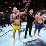 Charles Oliveira Instagram - O campeão está de volta 🙌 Vancouver, British Columbia