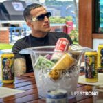 Charles Oliveira Instagram - Família essa edição do ULTRA ZERO LIFESTRONG é um sucesso. Mais energia para seu dia com o energético do campeão!!! Family this edition of ULTRA ZERO LIFESTRONG is a success. More energy for your day with the champion energy drink!!! @lifestrongenergydrink www.LIFESTRONGENERGYDRINK.com.br