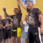 Charles Oliveira Instagram - Quer ver momentos exclusivos do encontro nacional da Chute Boxe e a troca do meu cordão de muay thai? No meu @onlyfans você assiste cenas inéditas. Would you like to see exclusive moments from the national meeting of Chute Boxe and the exchange of my Muay Thai cord? On my @onlyfans, you can watch never-before-seen scenes.