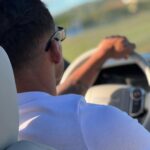 Charles Oliveira Instagram - No giro louco Quero muito porque vim do pouco Minha ambição é mais que o topo Sem olhar pro caminhar dos outros Eu só viso fazer meu troco Me desviando de papo torto Jardim Acapulco - Guarujá