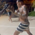 Charles Oliveira Instagram - O ano já começou e com toda a certeza do mundo vamos está pronto pode vir 2024 treino foda manopla e movimentação @paulohenrique.oficiall @gui.mala10 @kaue_roque013 @lipedetonacb @jeanpatrickdonascimento @bielzinhoo013 @mc.lucasdm Heyyy all … The year has already begun and with all the certainty in the world we will be ready for 2024. Fucking Great training, hands and movimentation 👊🏻 @paulohenrique.oficiall @gui.mala10 @kaue_roque013 @lipedetonacb @jeanpatrickdonascimento @bielzinhoo013 @mc.lucasdm Guarujá, Brazil