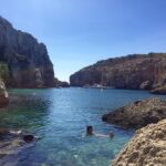 Charlie Heaton Instagram - ☀️🙏🏻☀️🏝