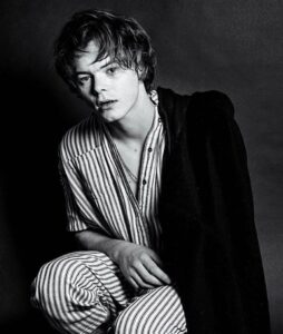 Charlie Heaton Instagram - The Talented Miss Byrnes. 📸 @lindseybyrnes 👗@lindseybyrnes Echo Park