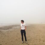 Charlie Heaton Instagram – 🌫🌫🌫 📸: @klittl Playa del Merón – San Vicente de la Barquera