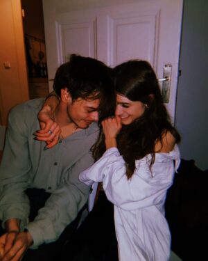 Charlie Heaton Instagram - 🎂