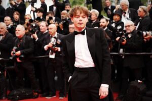 Charlie Heaton Instagram - 🌹🖤 Cannes 2023  @ysl  @andreas.rentz @vittoriozuninocelotto
@gettyentertainment